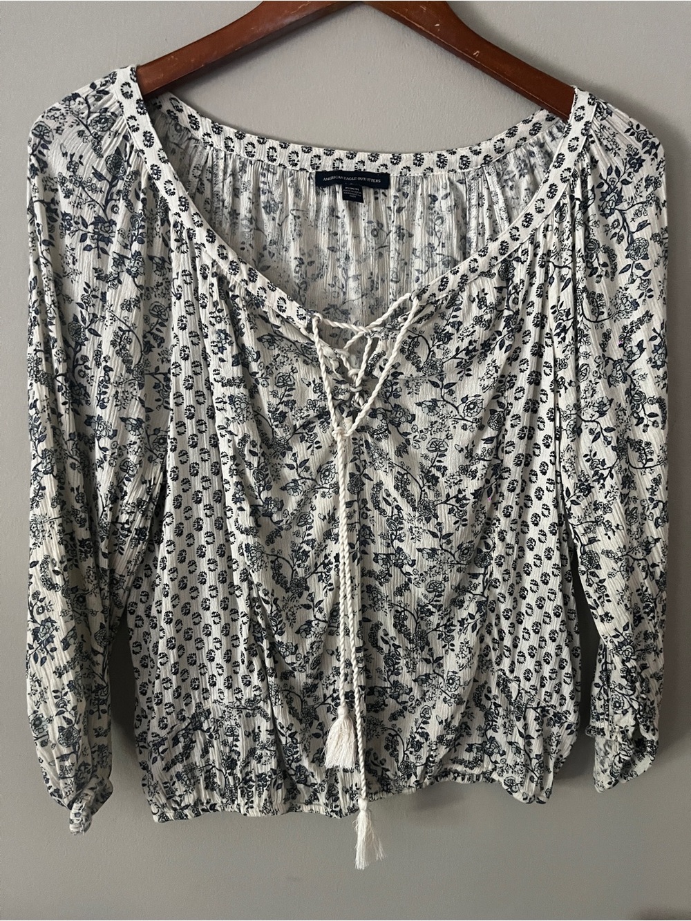 American Eagle Outfitters White and Navy Floral Lace-Up Peasant Top